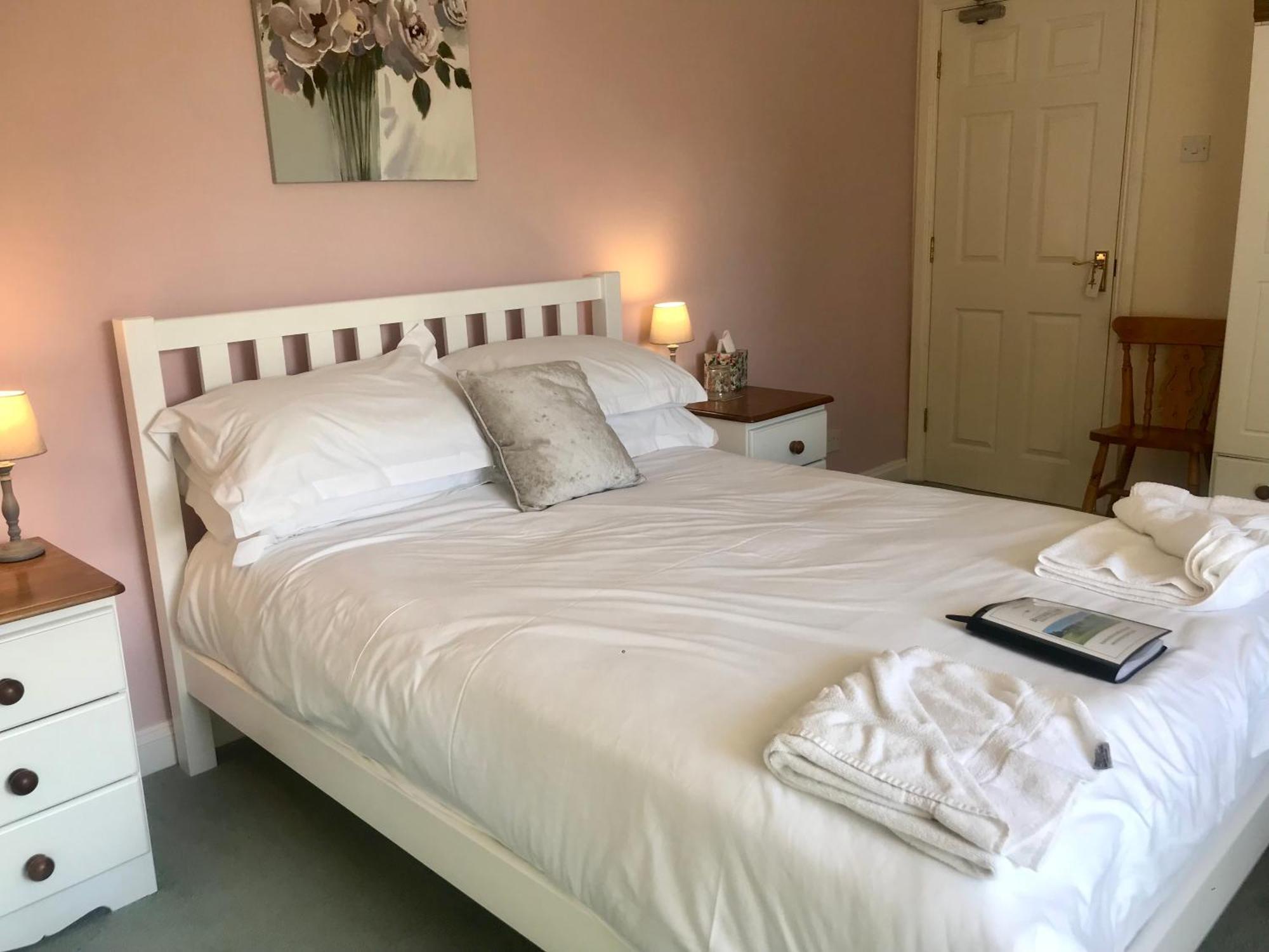 Bransford Farm Fishery & B & B 외부 사진